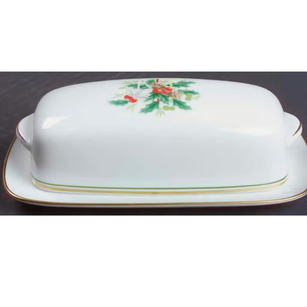 Noritake covered 1/4 lb butter dish, Holly pattern